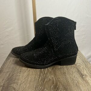 Black sparkle booties